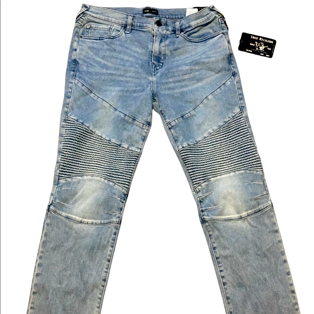 Brand new True Religion means. 32x34. Relaxed slim